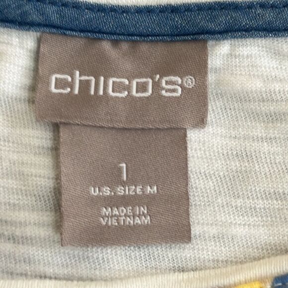 Chico's Top Size 1 (8) Short Sleeve Patch Detail - Picture 8 of 12
